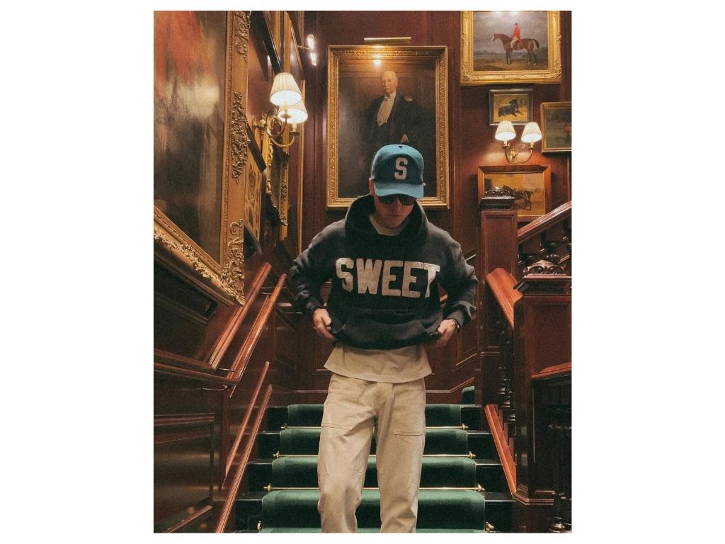 Cotoure Faded Hoodie